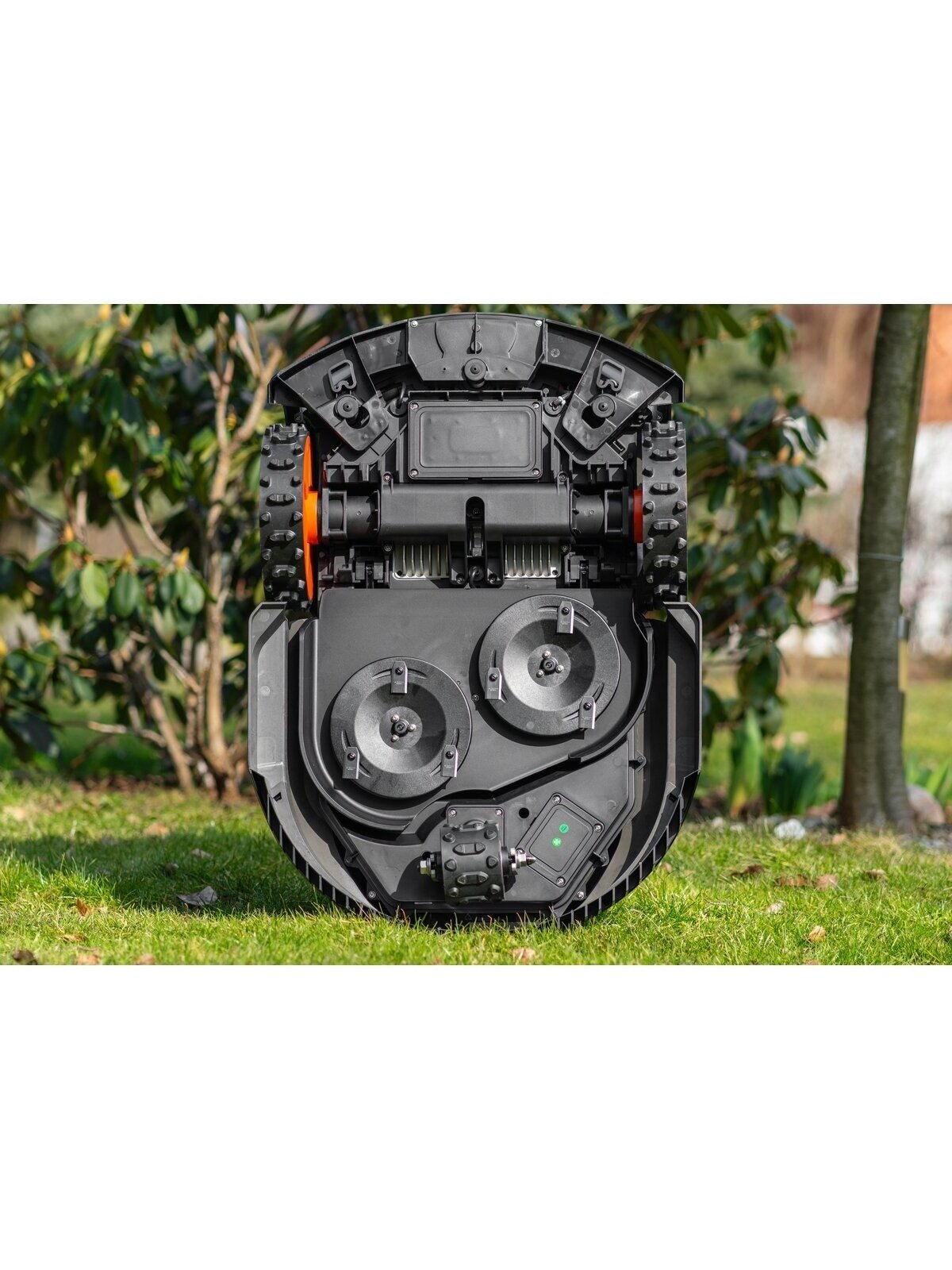 Belaidis vejos robotas Sunseeker X7 5 Belaidis vejos robotas Sunseeker X7 5