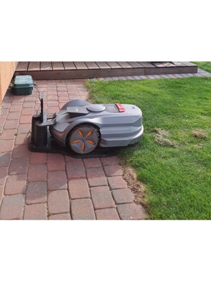 Belaidis vejos robotas Sunseeker X7 8 Belaidis vejos robotas Sunseeker X7 8