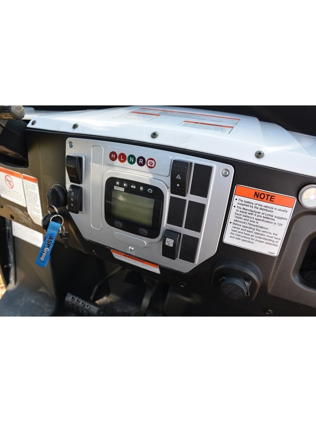 Cabin with accessories (wiper, washer) for Linhai UTV LH50DU Electric 6 Cabin with accessories (wiper, washer) for Linhai UTV LH50DU Electric 6