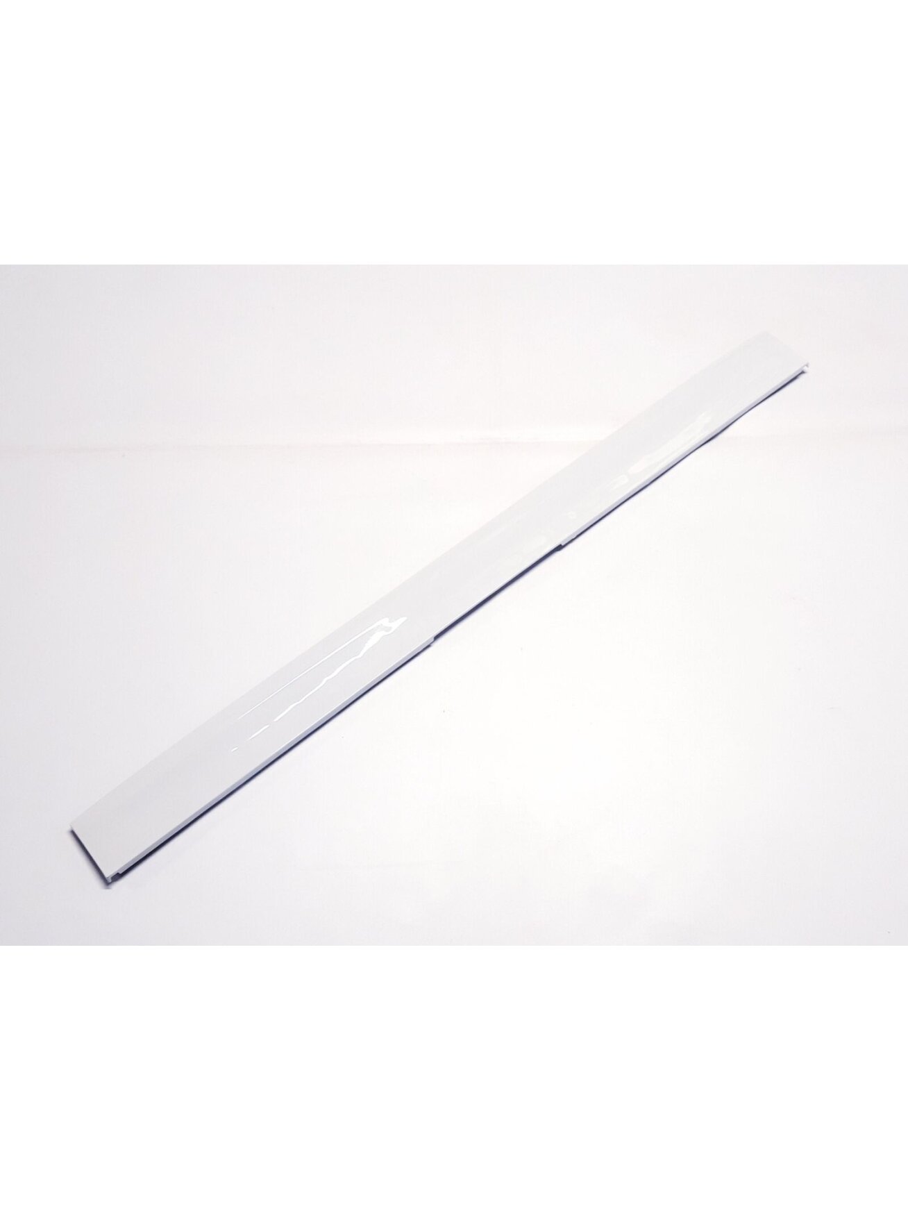 CARGO DOOR PANEL STRIP  WHITE