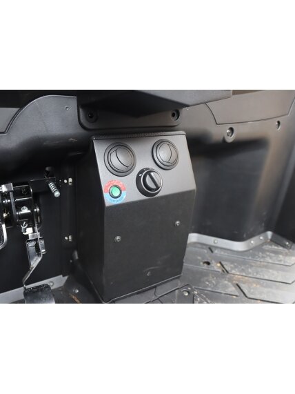 Cabin with heating for LINHAI UTV 1100 DIESEL without roof (fit with original roof) Redesign 2022 3 Cabin with heating for LINHAI UTV 1100 DIESEL without roof (fit with original roof) Redesign 2022 3
