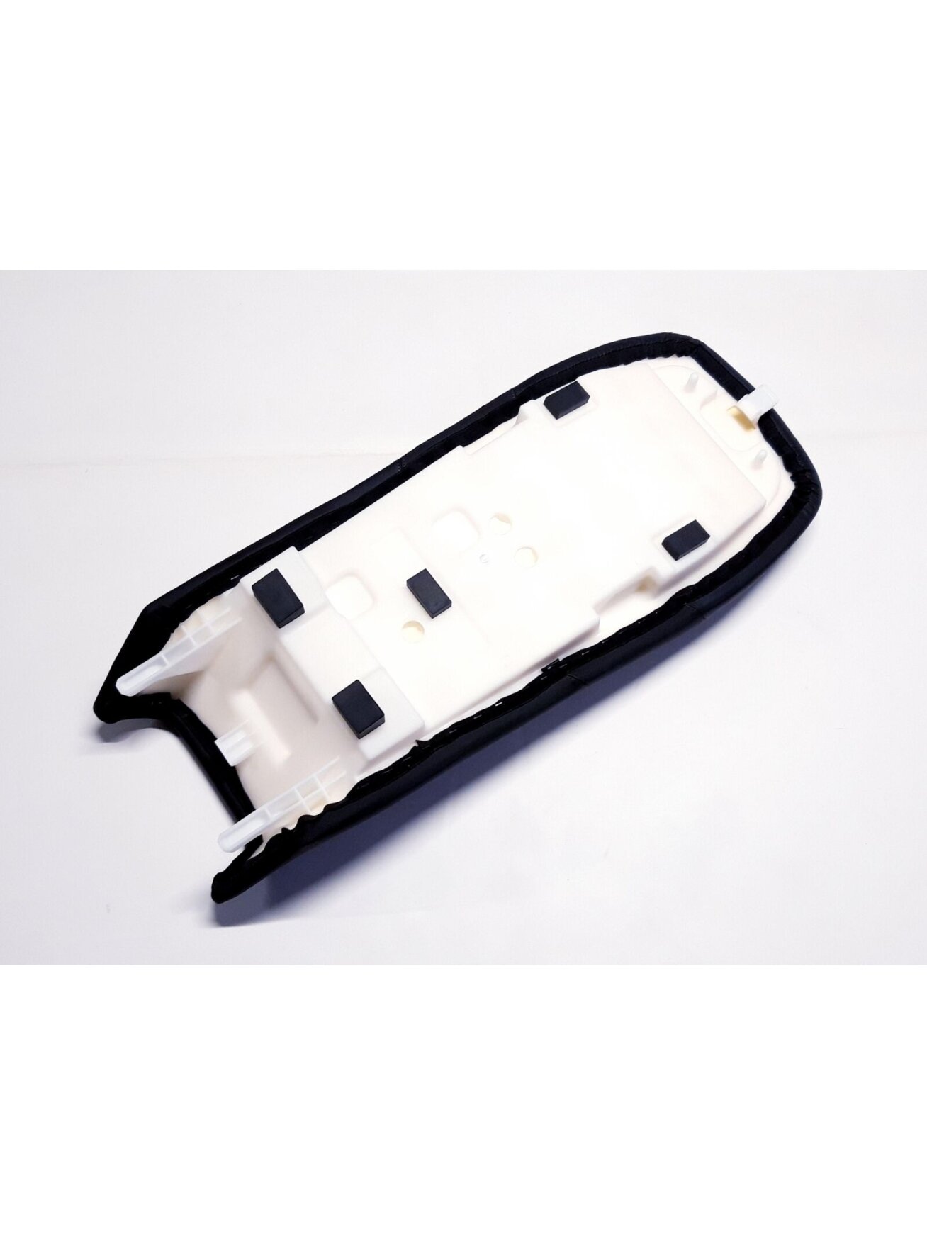 CUSHION LONG 1 CUSHION LONG 1