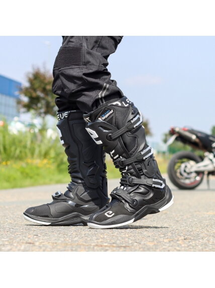 Eleveit X LEGEND black 1 Eleveit X LEGEND black 1