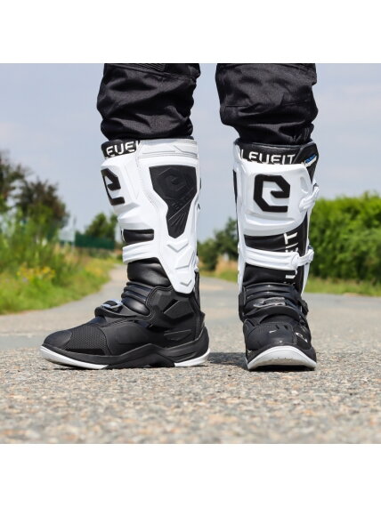 Eleveit X LEGEND white/black 1 Eleveit X LEGEND white/black 1