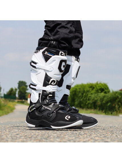 Eleveit X LEGEND white/black 3 Eleveit X LEGEND white/black 3