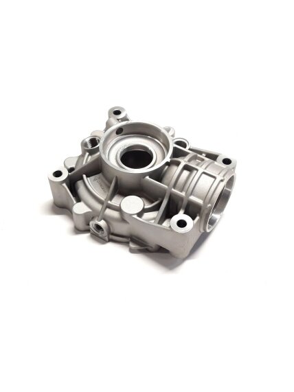 FRONT AXLE GEAR BOX