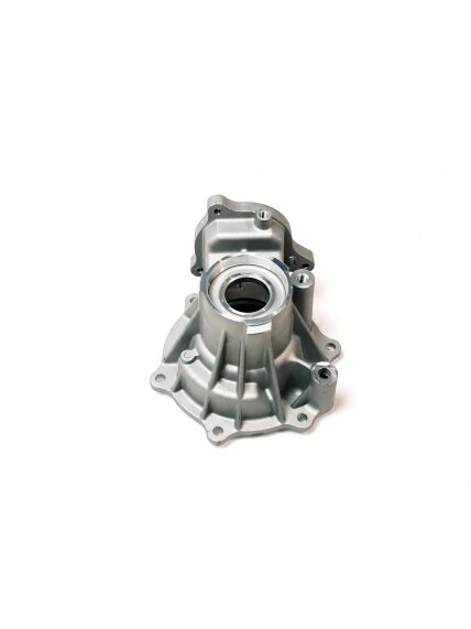 FRONT AXLE GEAR BOX COVER FRONT AXLE GEAR BOX COVER