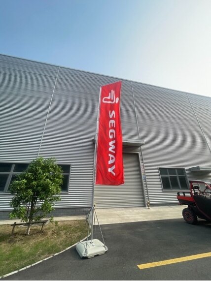 H7M Segway outdoor flag with watertank H7M Segway outdoor flag with watertank