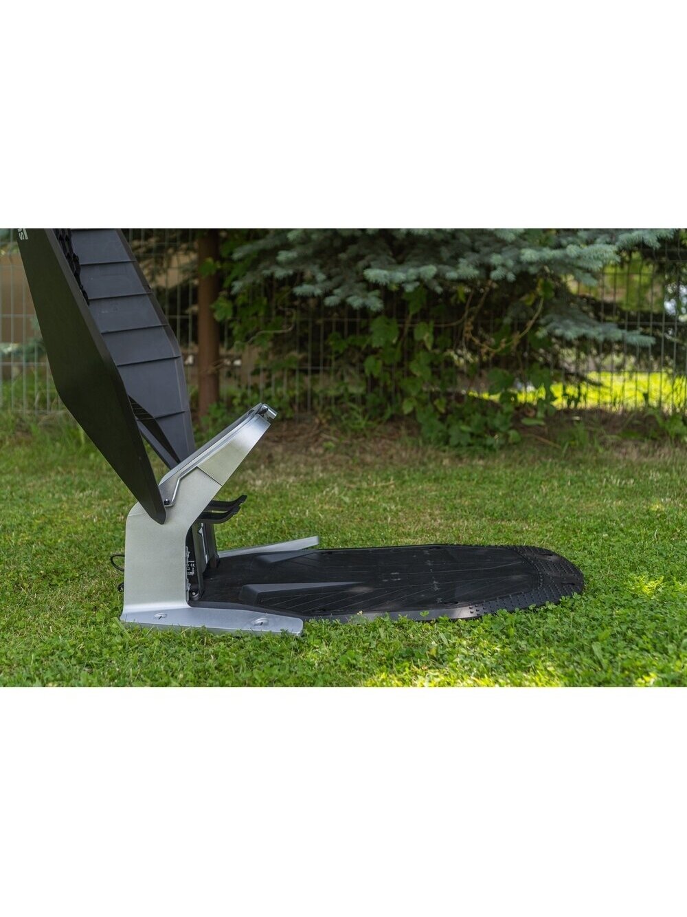 Įkrovimo stotelės stogelis Sunseeker X5 ir X7 robotams 3 Įkrovimo stotelės stogelis Sunseeker X5 ir X7 robotams 3
