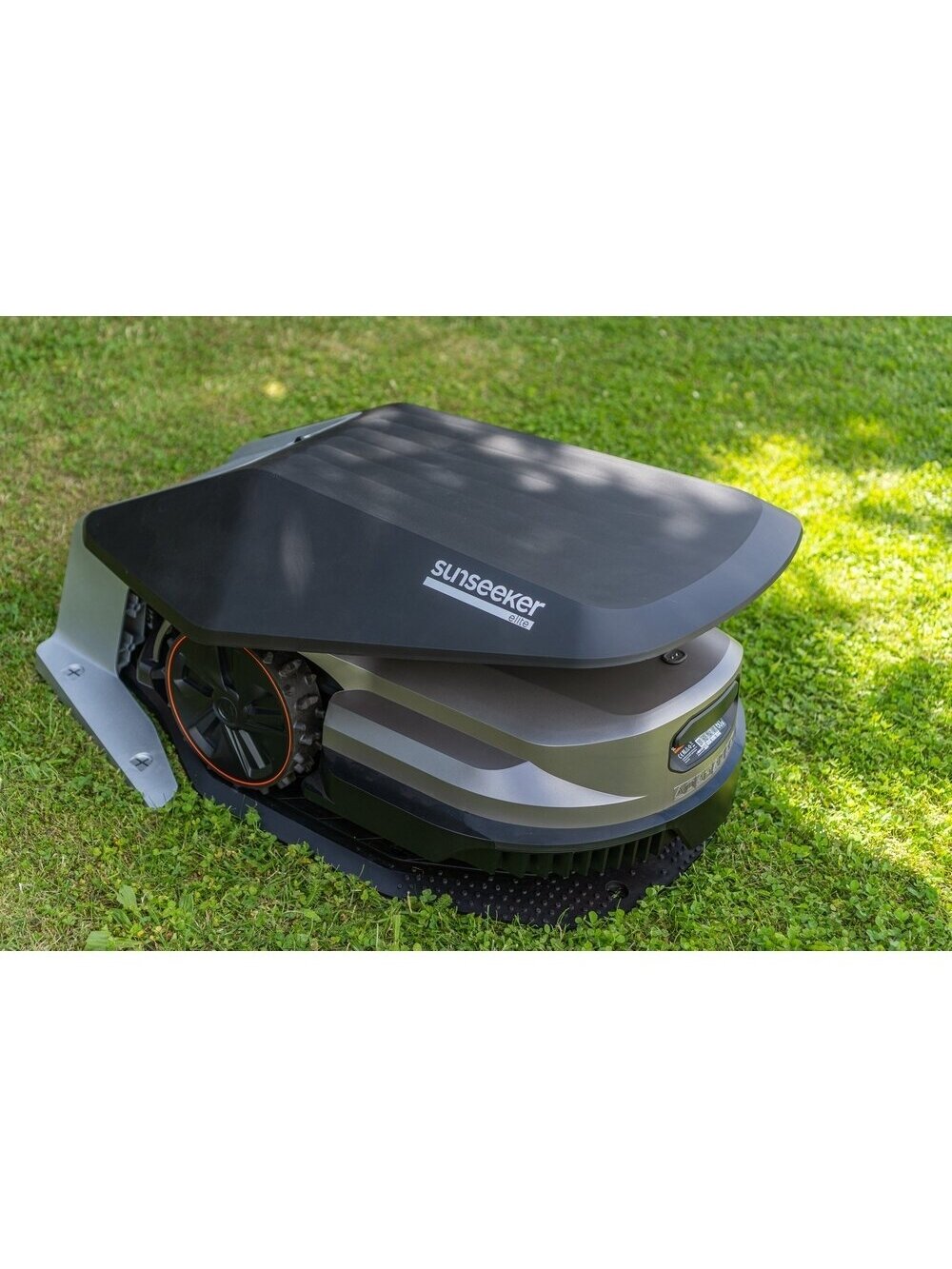 Įkrovimo stotelės stogelis Sunseeker X5 ir X7 robotams 4 Įkrovimo stotelės stogelis Sunseeker X5 ir X7 robotams 4