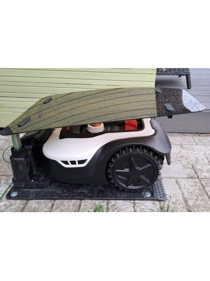 Įkrovimo stotelės stogelis Sunseeker robotams 4