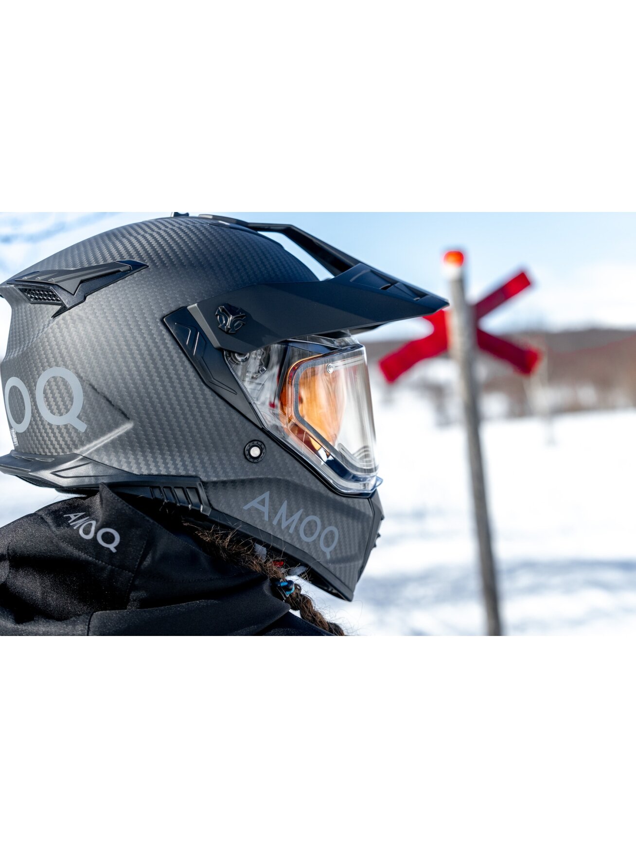 AMOQ Recoil Electric visor Carbon ADV helmet Blackout 5