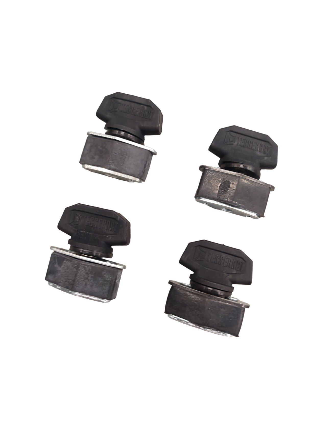 GKA/Tesseract Quick Release bolt kit Can-Am/Odes/Aodes (4pcs) GKA/Tesseract Quick Release bolt kit Can-Am/Odes/Aodes (4pcs)