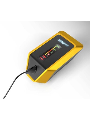 Motobatt Water Boy 9 step charger 12V 1.0 Amp