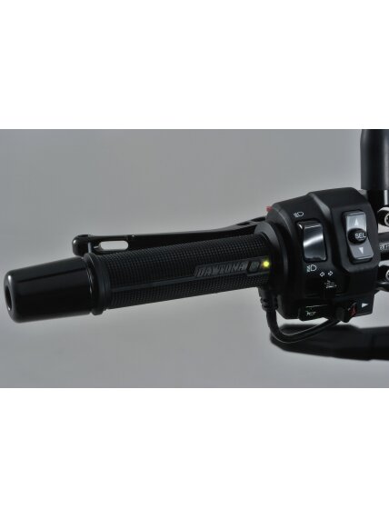 Daytona Heated Grips Street 4-level / open end (22mm) 6 Daytona Heated Grips Street 4-level / open end (22mm) 6