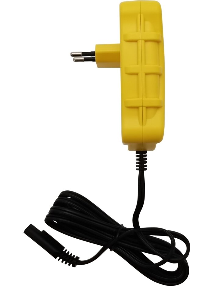 Motobatt Tech1 6/12V 1Amp charger 2 Motobatt Tech1 6/12V 1Amp charger 2