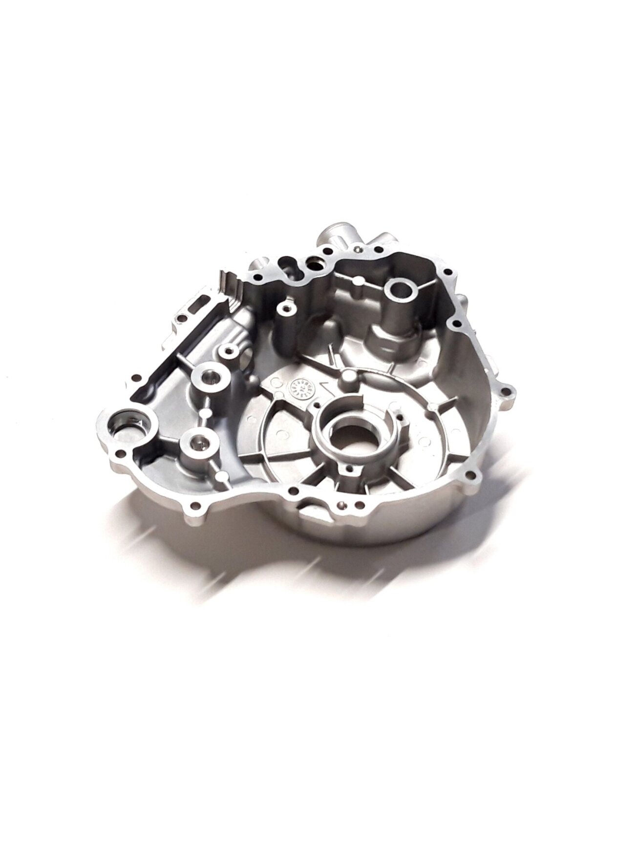 LEFT CRANKCASE COVER ASSEMBLY 1 LEFT CRANKCASE COVER ASSEMBLY 1