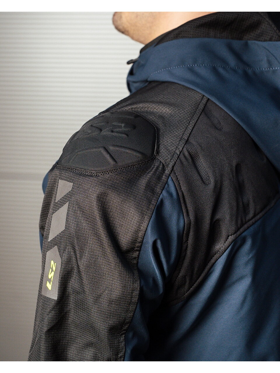 LS2 ZIRCONIUM MAN JACKET BLUE BLACK H-V YELLOW 10