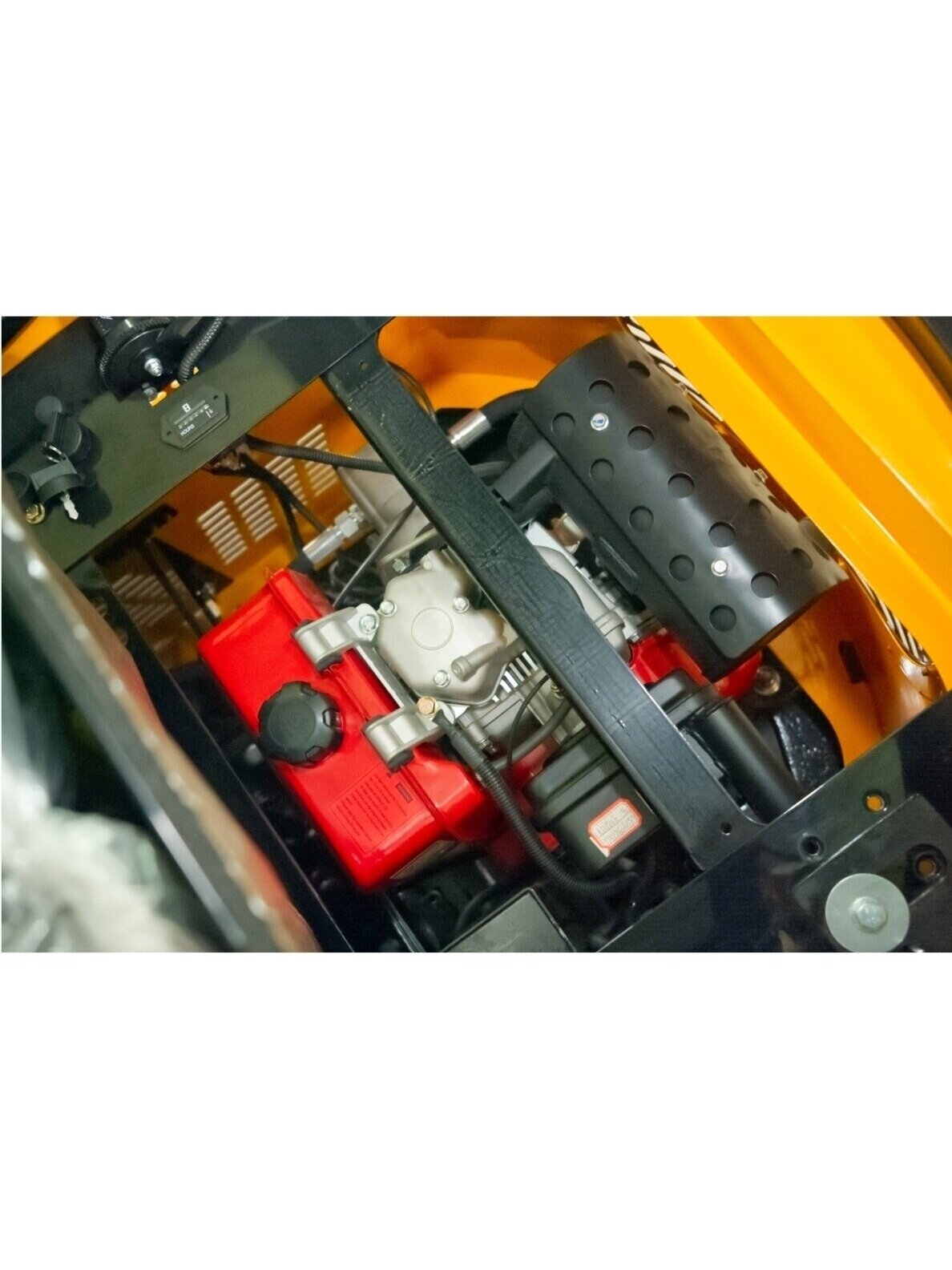 Mini Ekskavatorius ENZO HT-10B, Koop KD192FC (su kabina) 11 Mini Ekskavatorius ENZO HT-10B, Koop KD192FC (su kabina) 11