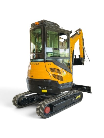 Mini Ekskavatorius ENZO HT-25, Kubota D1105 (su kabina) SU AC 3