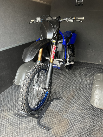 Hyper bike stand 16-21" adjustable 4