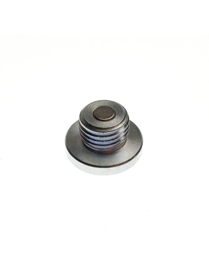 PLUG M14