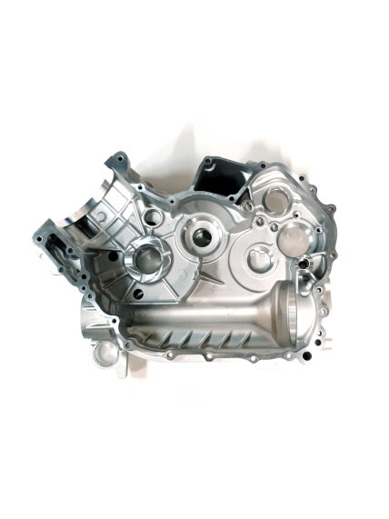 R/B F01C10200003 RIGHT CRANKCASE&RIGHT COVER COMBINATION 1