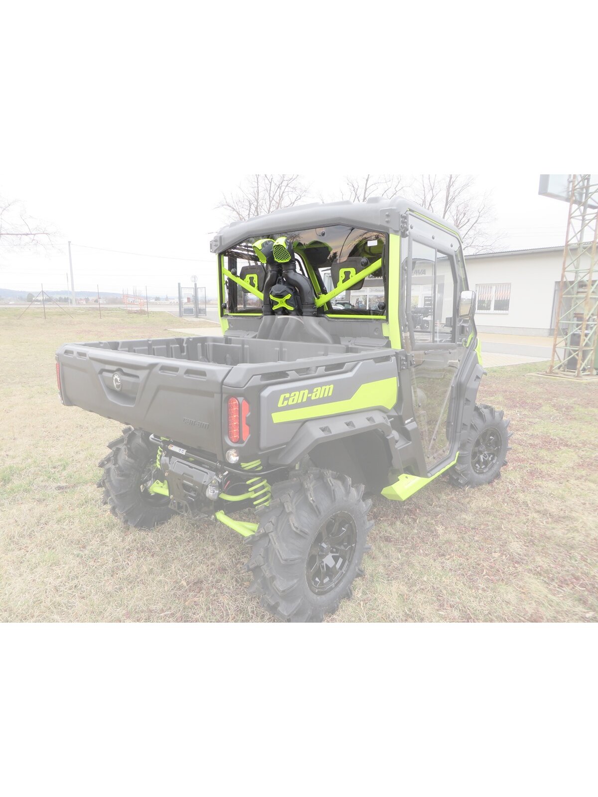 Rear Panel CAN-AM Defender XMR