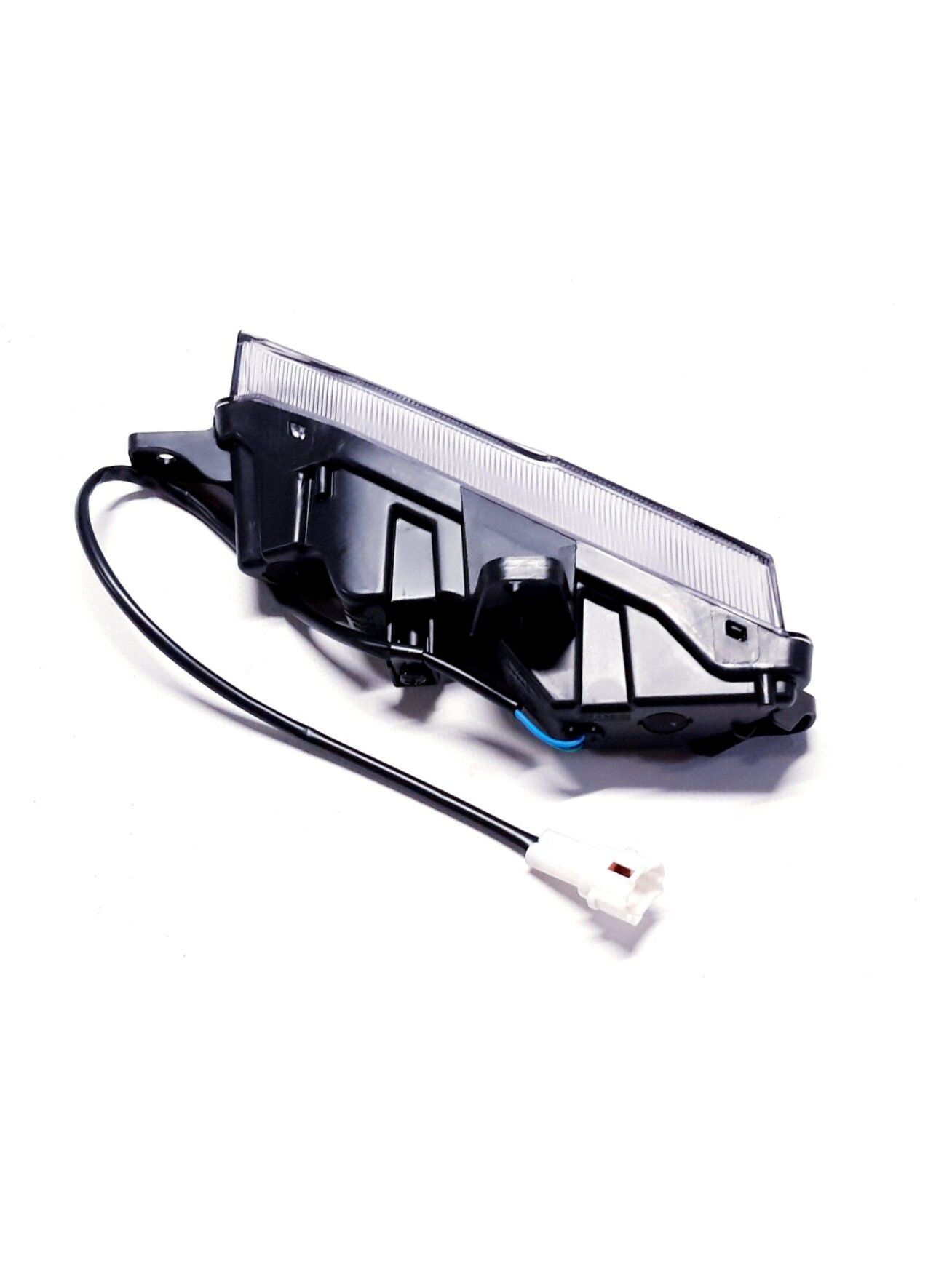 REAR RIGHT TRUN LAMP 2