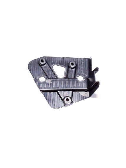 REAR LEFT ROCKER ARM GUARD 1 REAR LEFT ROCKER ARM GUARD 1