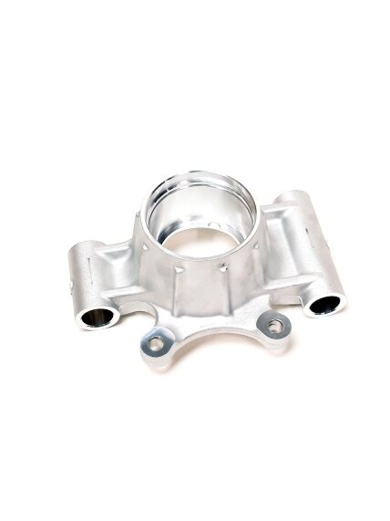 REAR LEFT WHEEL AXLE SUPPORT