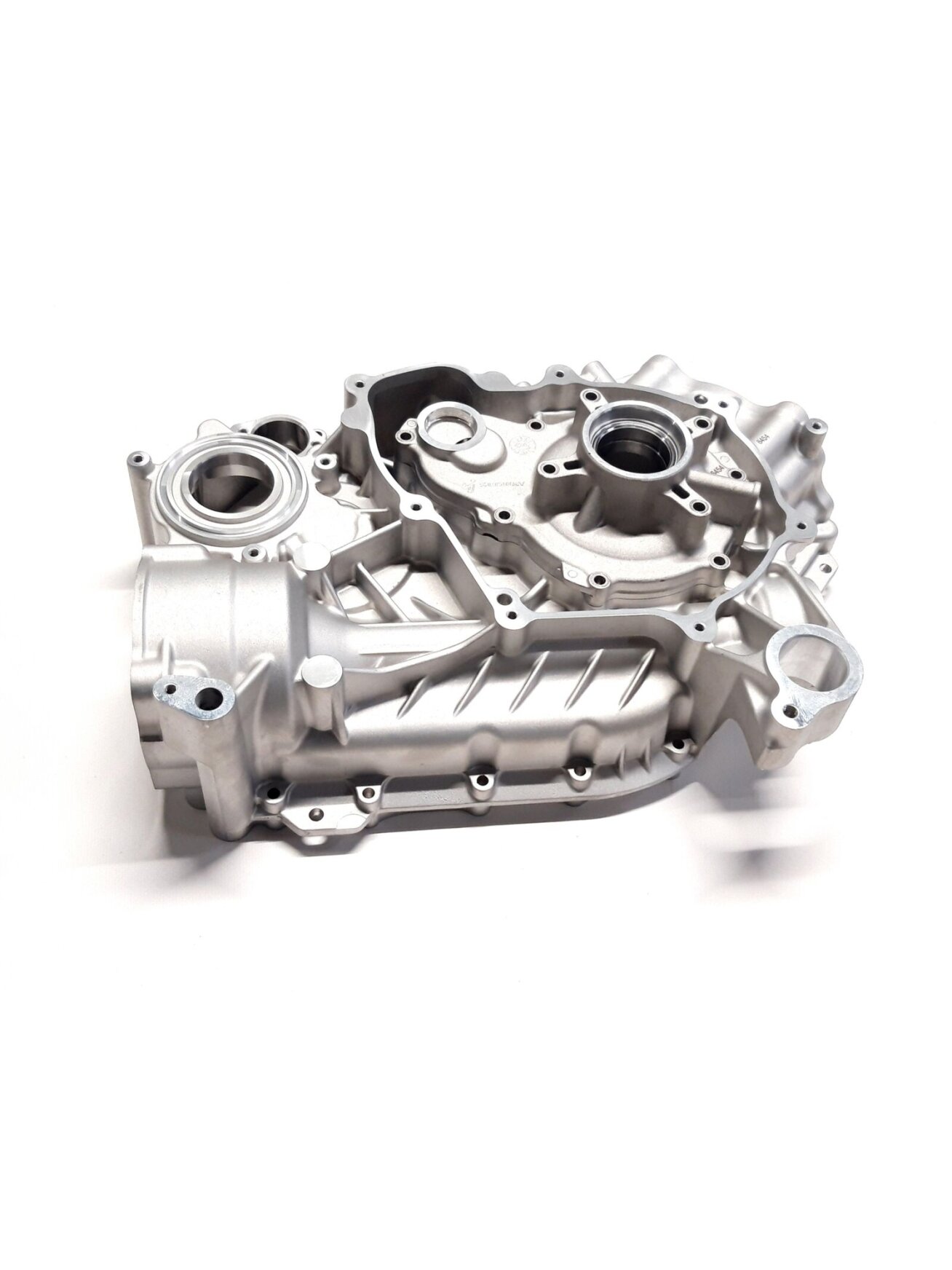 RIGHT CRANKCASE KIT (contain E01-C202100-000-01) RIGHT CRANKCASE KIT (contain E01-C202100-000-01)