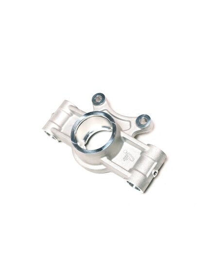 RL WHEEL AXLE SUPPORT