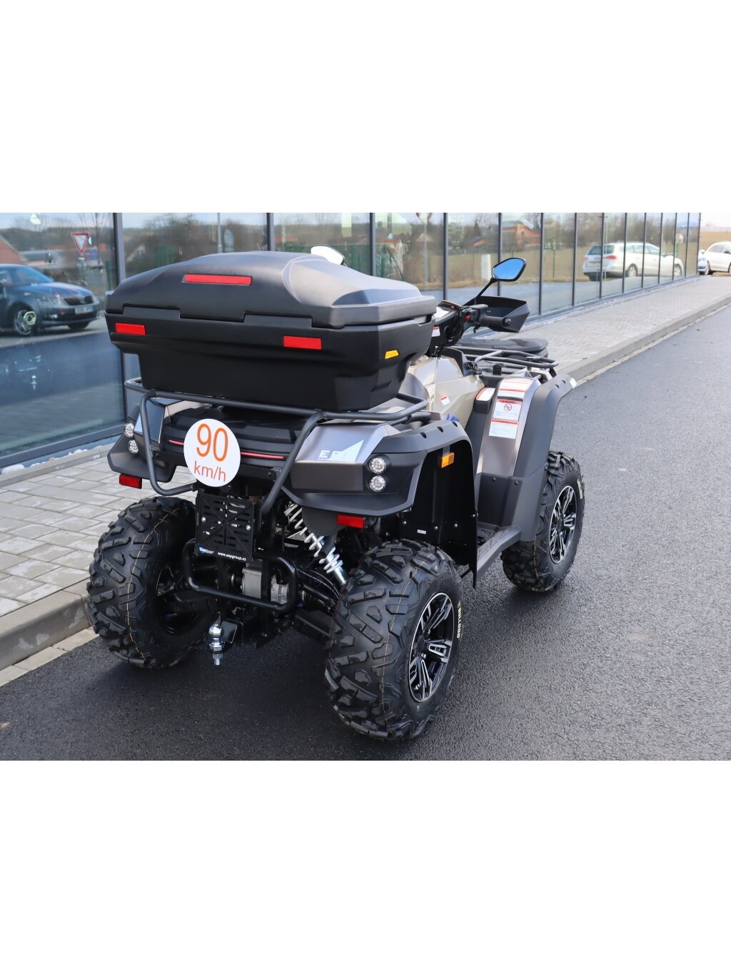 SHARK ATV Box 8030, 98 x 55 x 43 cm 14 SHARK ATV Box 8030, 98 x 55 x 43 cm 14