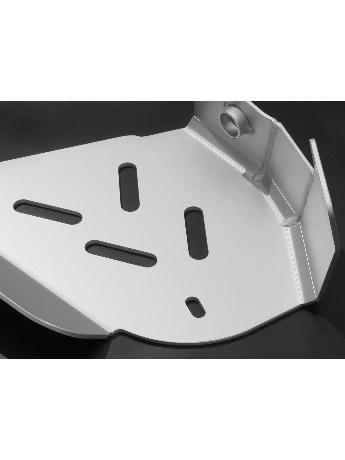 SHARK Skidplate, Access MAX (AX650i, AX750i, AX800i) 2 SHARK Skidplate, Access MAX (AX650i, AX750i, AX800i) 2