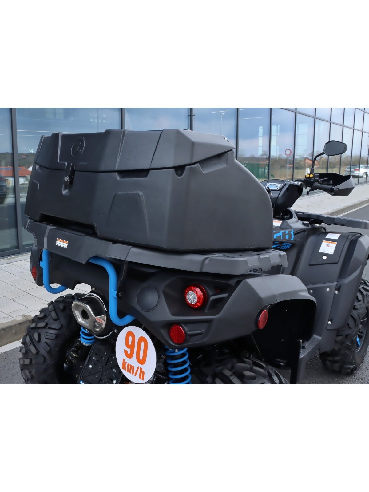 SHARK ATV Box 8050 3 SHARK ATV Box 8050 3