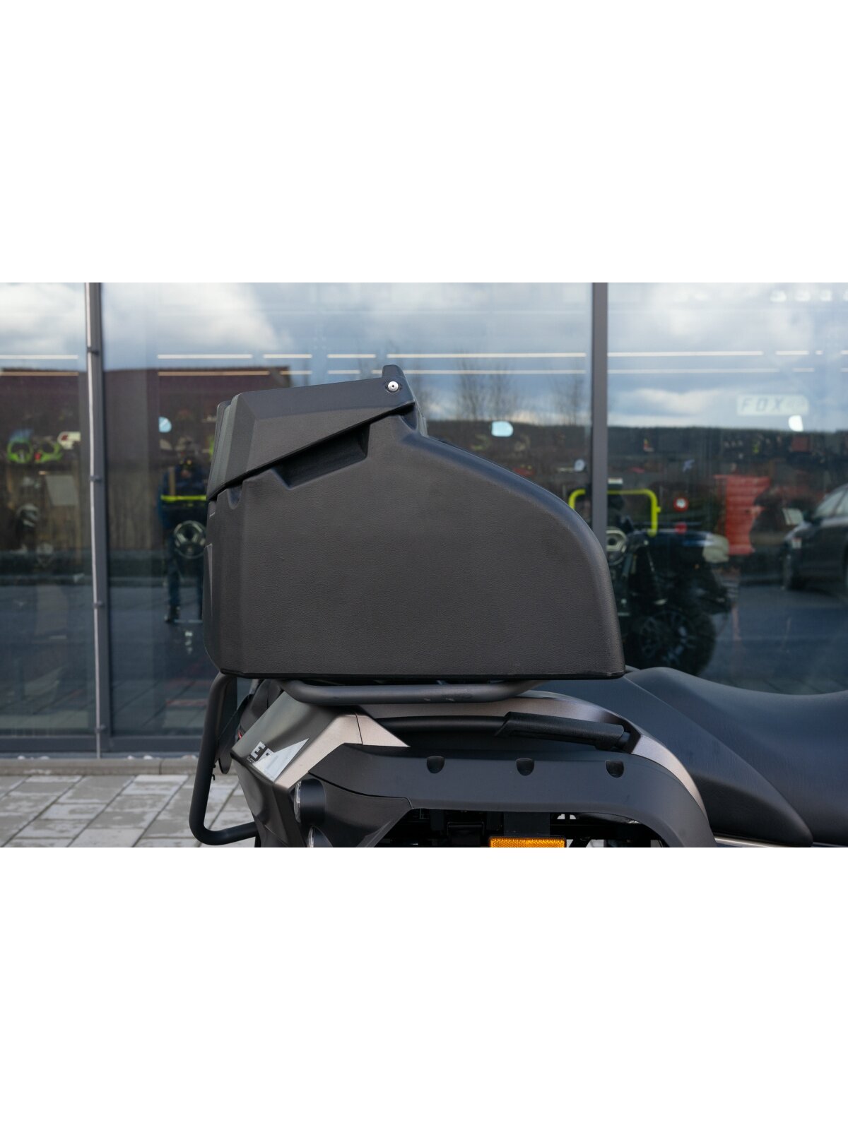 SHARK ATV Box AX100 for CAN AM Outlander MAX 10