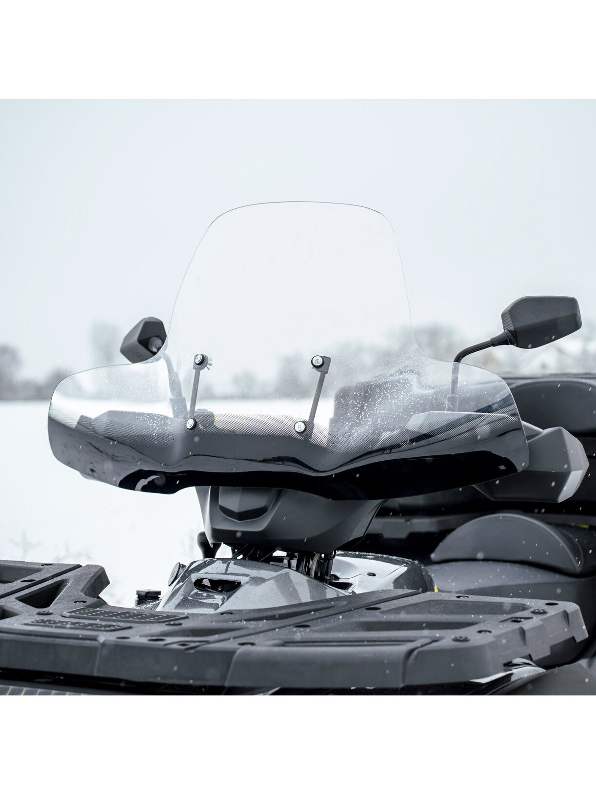 SHARK ATV WINDSHIELD (UNIVERSAL WITH MOUNTING KIT)