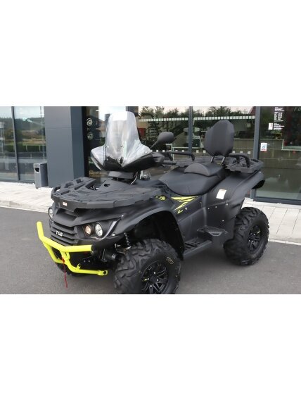 SHARK ATV WINDSHIELD (UNIVERSAL WITH MOUNTING KIT) 1