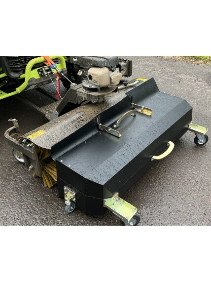 SHARK Collection Vessel for Sweeping brushes, 130L 1 SHARK Collection Vessel for Sweeping brushes, 130L 1