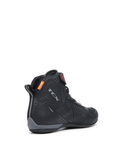 TCX Shoe R04D WP Black 1