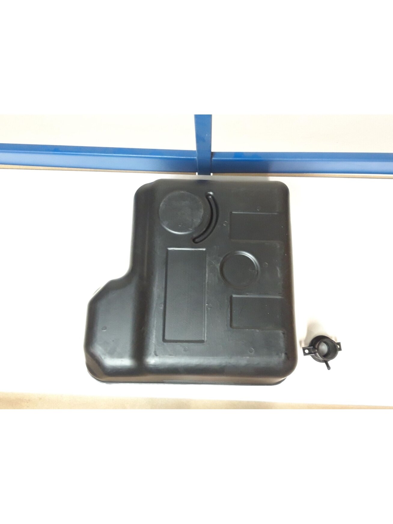 U01 PLASTIC FUEL TANK ASSY EPA 1