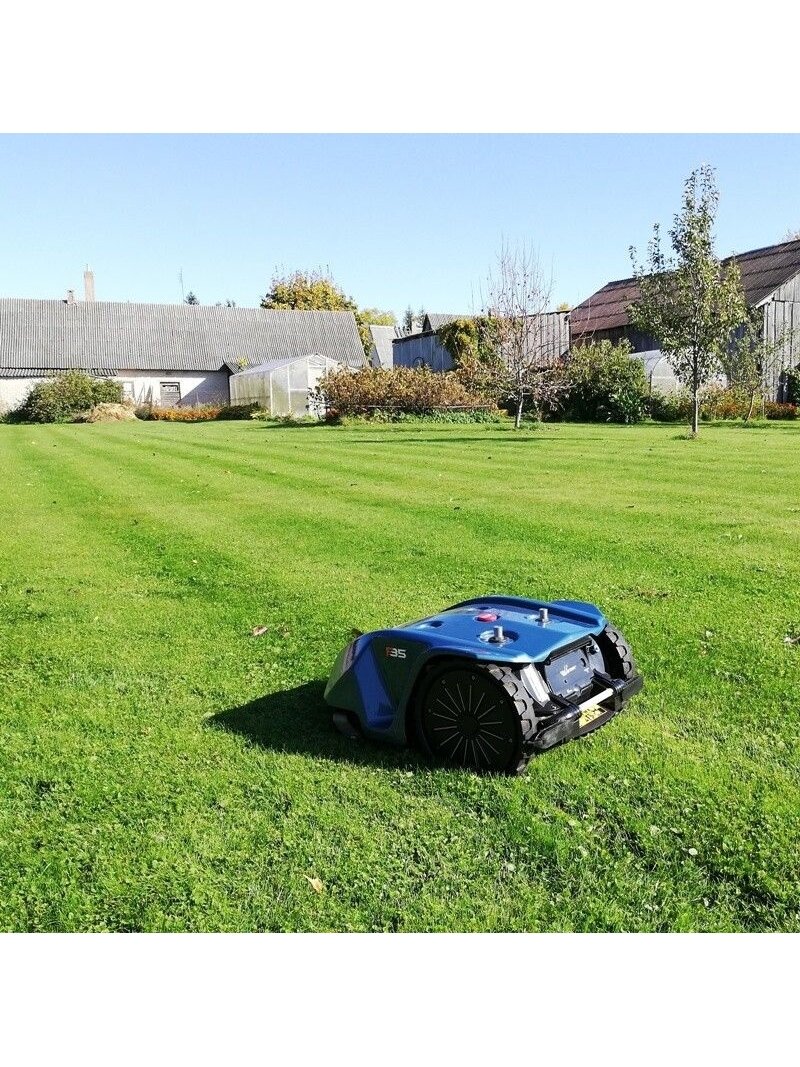 Wiperpremium F35 S vejos robotas 9 Wiperpremium F35 S vejos robotas 9